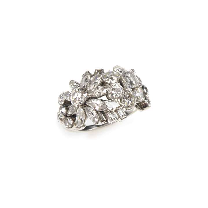 Mid-20th century diamond floral cluster ring